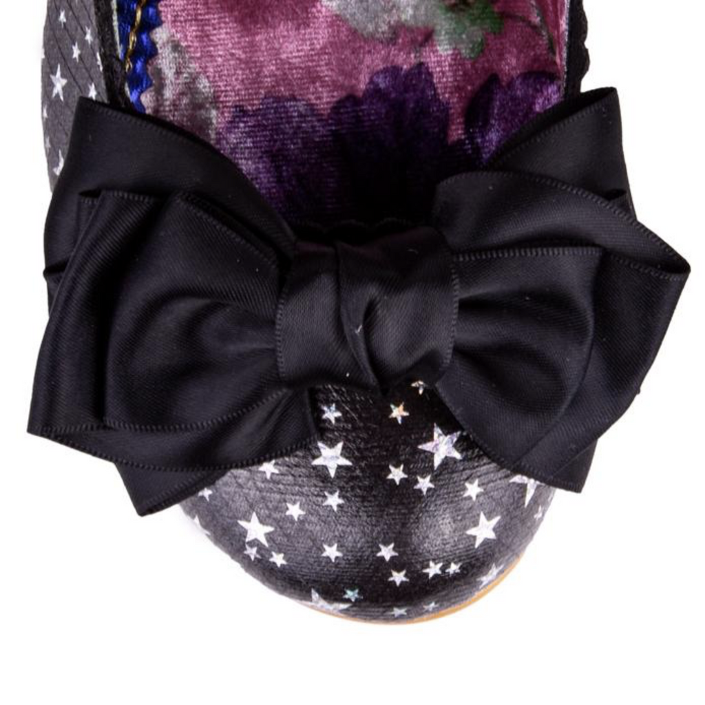 Summer Breeze in Black x Irregular Choice